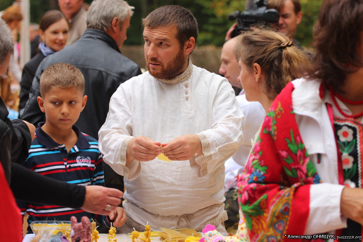 В Год культуры ремесленников изгнали из Беловежской пущи